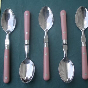 MARDI GRAS Pink 5 Oval Soup Spoons  Washington Forge Stainless Korea 7 3/4&quot;