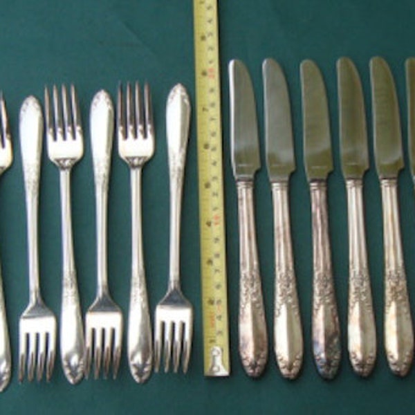 1951 KING EDWARD 12 Grill Forks & 12 Grill Knives National Silver Plate Flatware