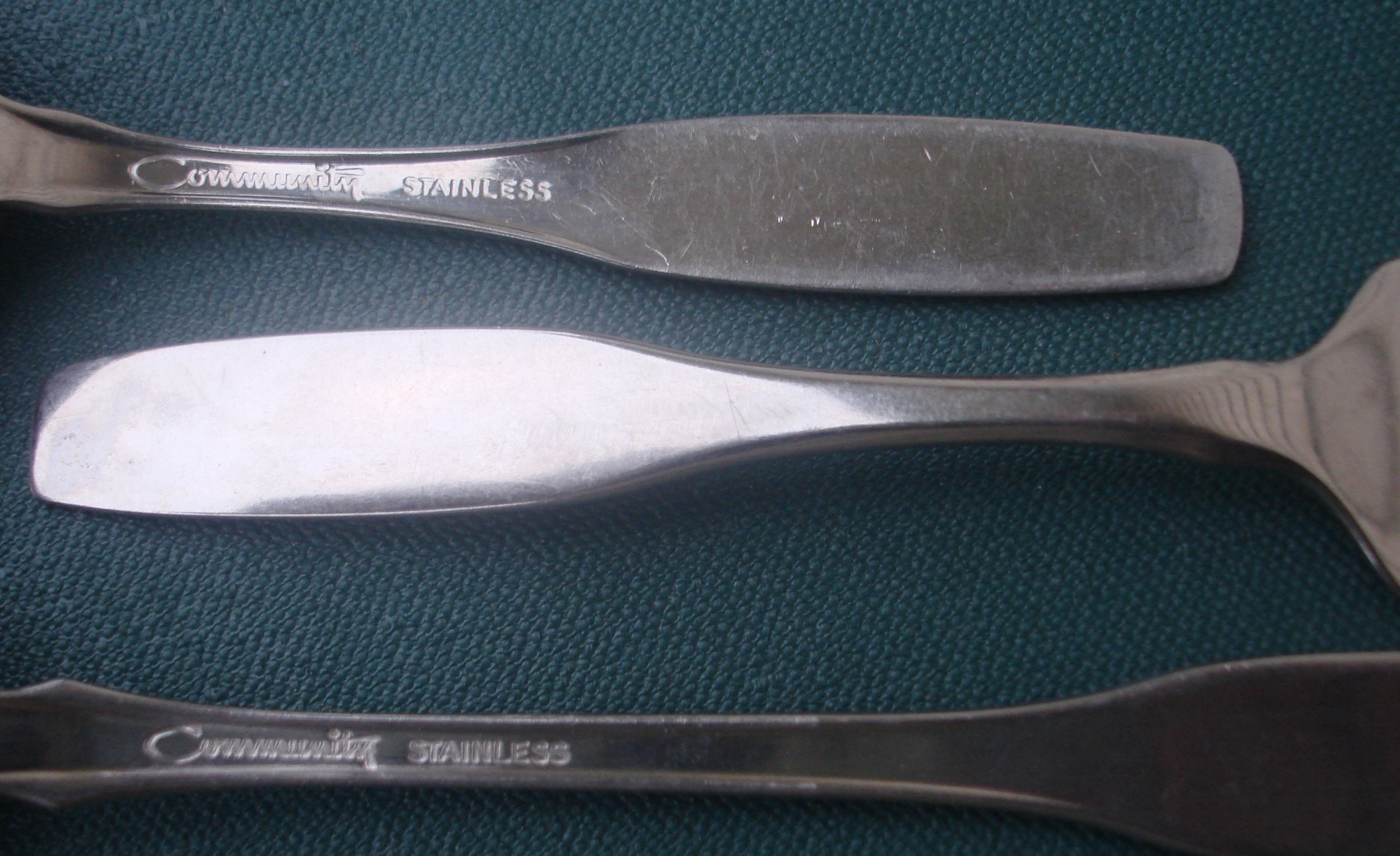 Oneida PAUL REVERE Community Stainless Flatware Knives Serving Spoons