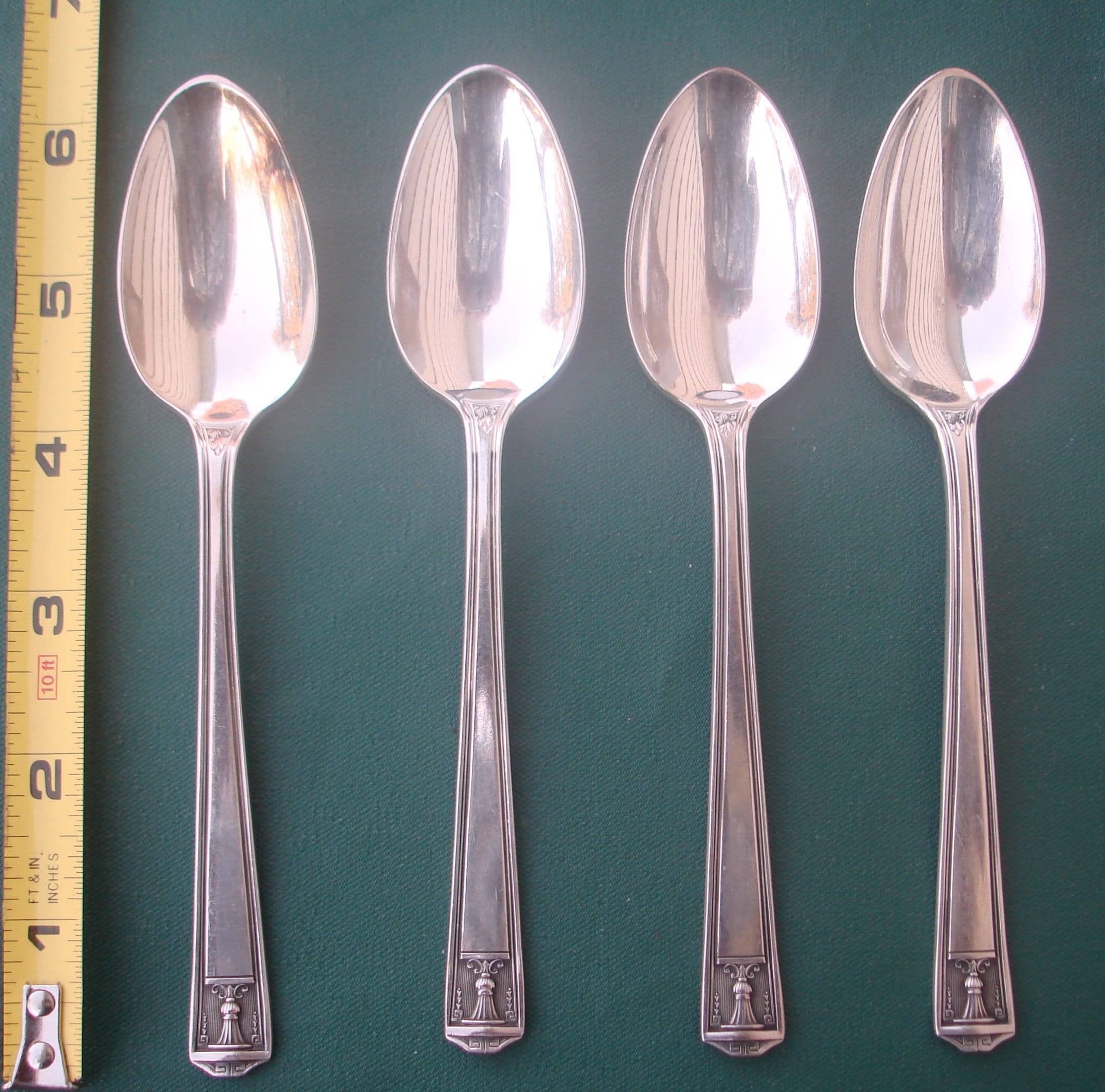 1923 CENTURY 4 Teaspoons Holmes & Edwards !S Silver Plate Flatware