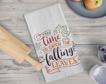 Falling Leaves | Flour Sack Tea Towel | Autumn Hand Towel | Easy Fall Decor | Fall Kitchen Dish Towel | Housewarming Gift | Autumn Decor