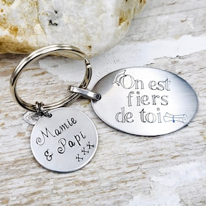 Graduation gift, Graduation key ring, Diploma, Graduation ball, Convocation, Graduation, End of studies, Completed studies,