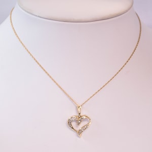 10K Diamond Heart Pendant