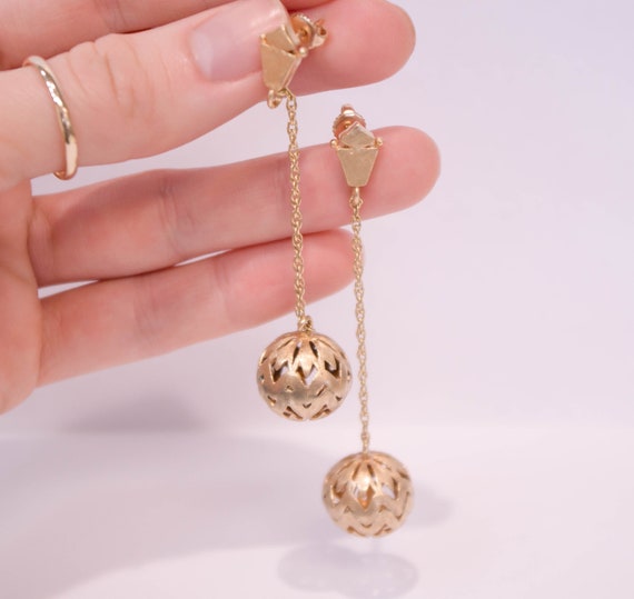 14KY Dangle Earring - image 1