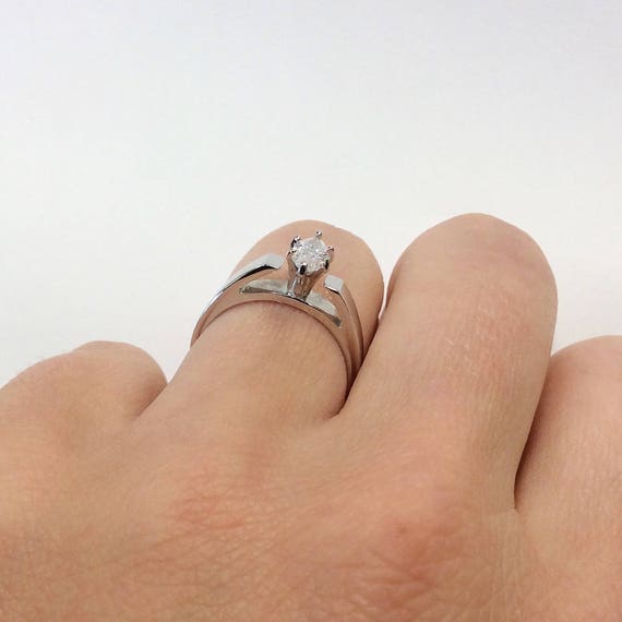 REDUCED!! Marquise Solitaire 14k White Gold Diamo… - image 3