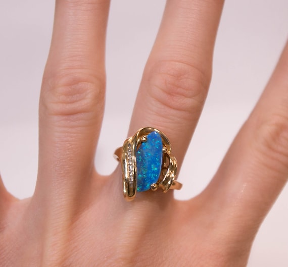 14K Opal and Diamond Ring - image 1