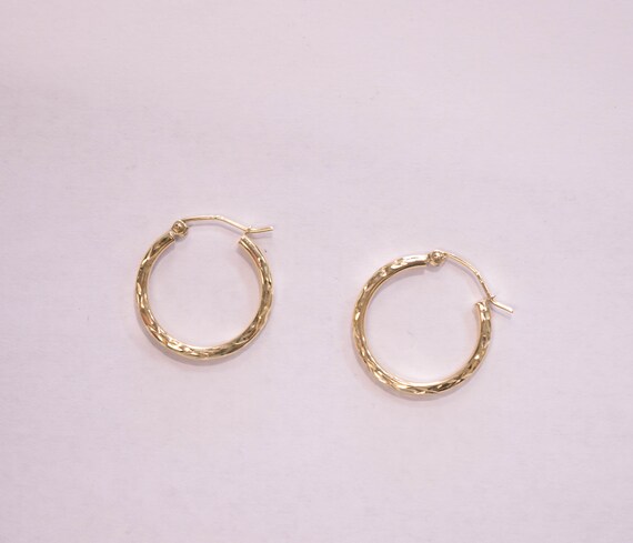 10k Textured Hoops