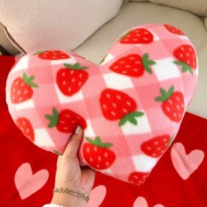 Fleece Checkered Strawberry Heart Pillow
