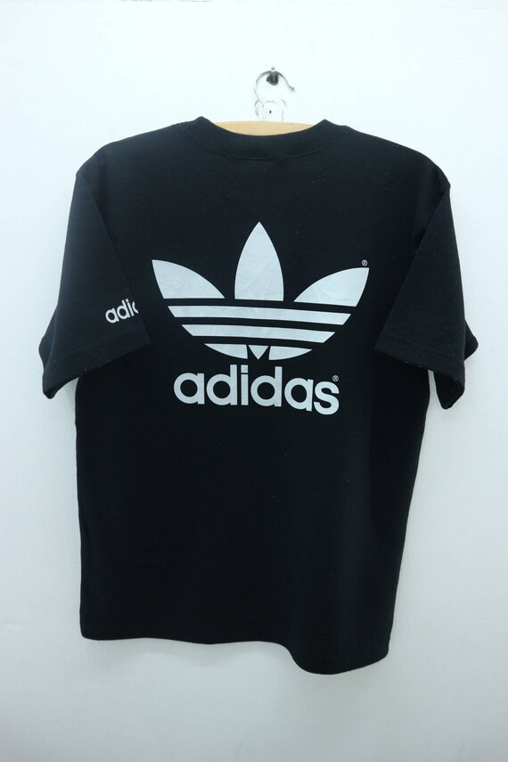 adidas street logo t shirt
