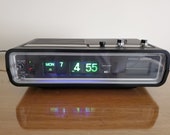 Very rare - Fully Refurbished Vintage 1972 National Panasonic RC-7051 Flip Clock AM FM Radio and Alarm