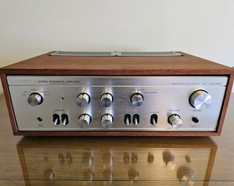 Fully restored 1973 Luxman A1020 Vacuum Tube Integrated Amplifier