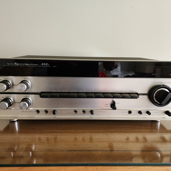 Fully restored 1972 Luxman SQ-202 Integrated Amplifier