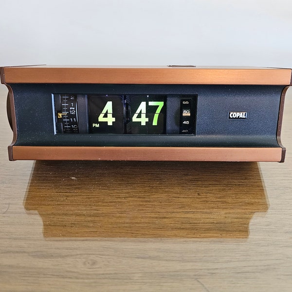 Fully Restored Vintage 1974 Copal 705L Flip Clock and alarm