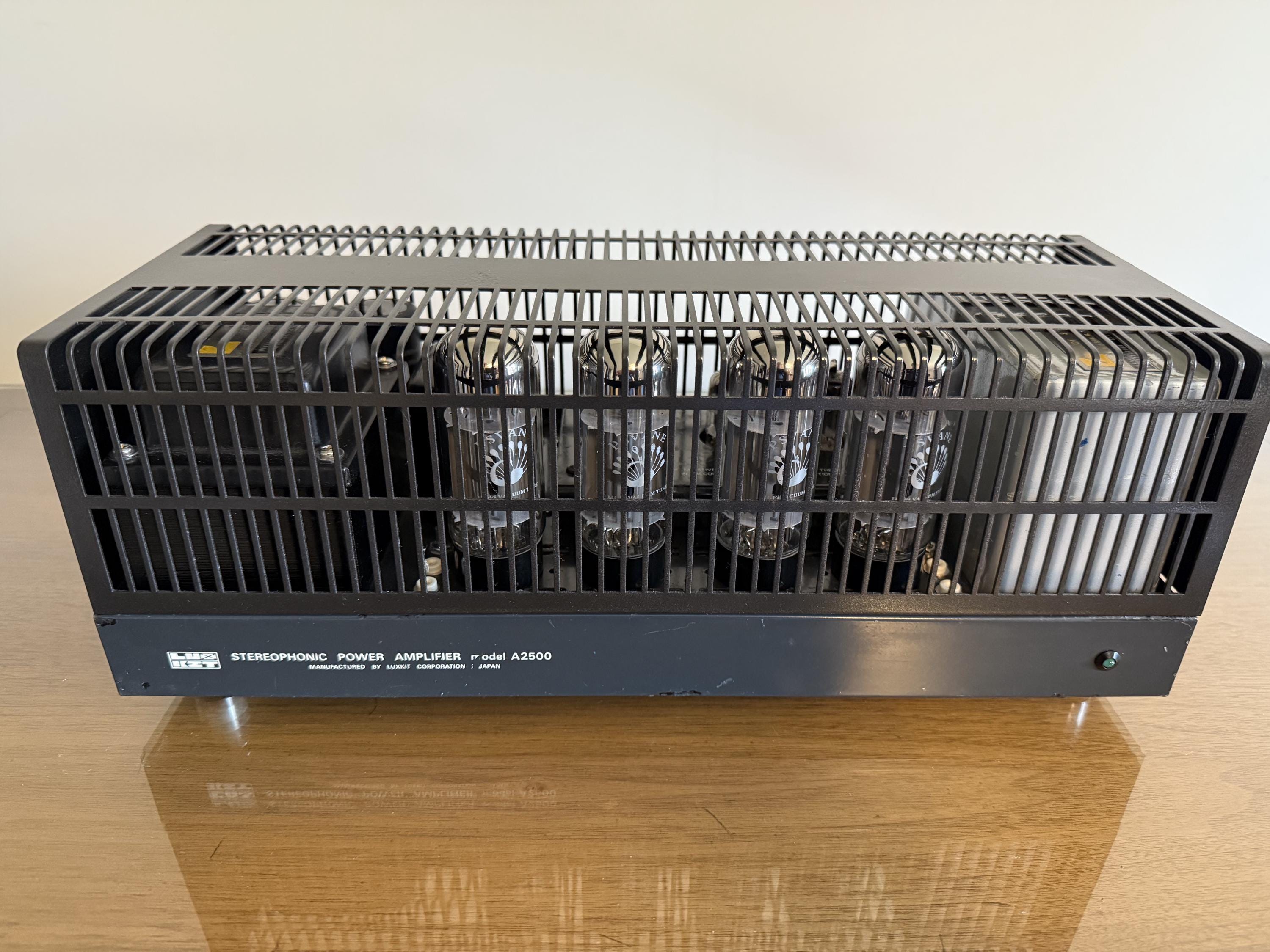 完全に修復された 1972 年製 Luxman A2500 真空管パワーアンプ - Etsy 日本