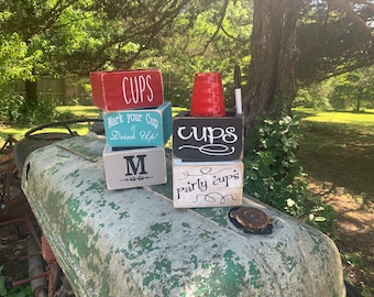 Farmhouse Party Cup Holder: Vintage Style Solo Cup Dispenser