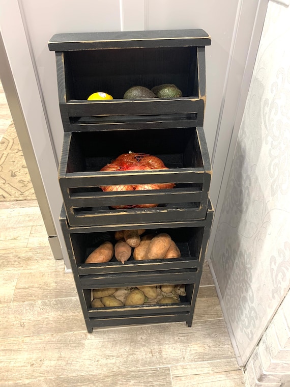 Vegetable cupboard outlet