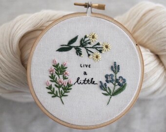 A little hand embroidery pattern - PDF - Instant download