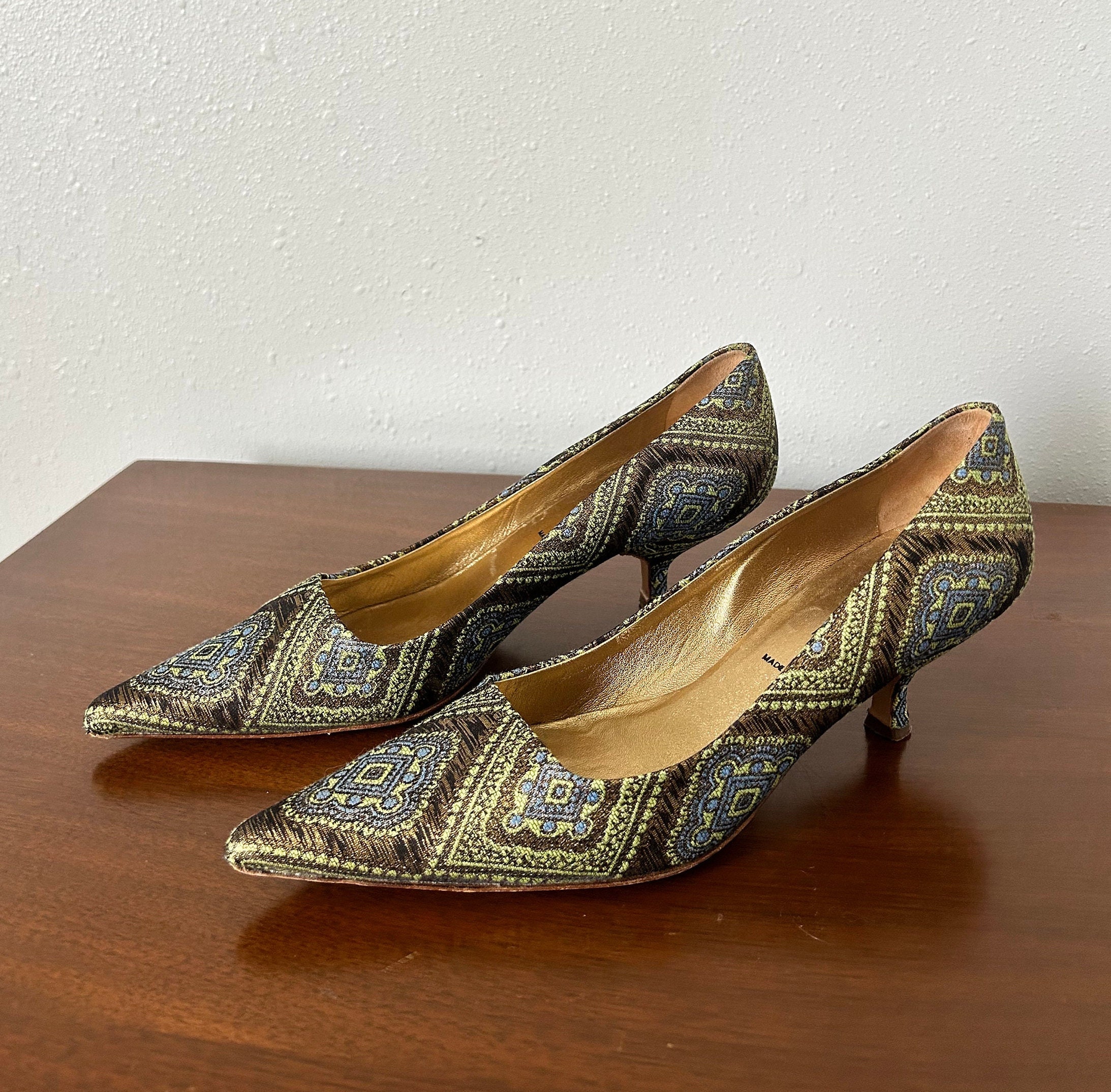 Unique Vintage Metallic Gold Peep Toe Platform Heels