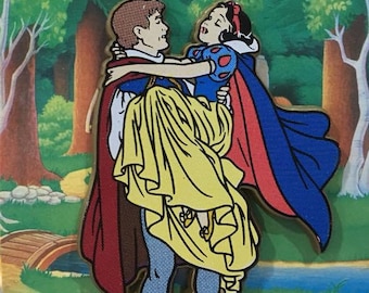 Vintage Snow White & the Prince Pin