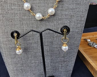 Freshwater Pearl 14k Gold Necklace and Earrings Set