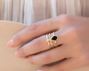 Mookaite and Onxy Floating Twin Stone Statement ring in Sterling