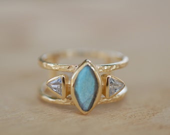 Labradorite & White Topaz Ring * Gold Vermeil Ring * Statement Ring *Gemstone Ring * Labradorite * Bridal Ring *Wedding Ring  * BJR146