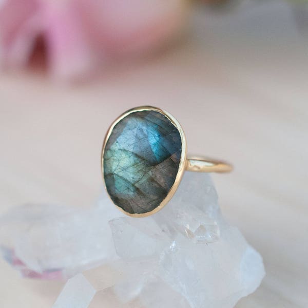 Anello labradorite arcobaleno * Anello d'oro * Pietra preziosa * Placcato oro * Dichiarazione * Sposa * Matrimonio * Naturale * Sottile * Fatto a mano BJR066