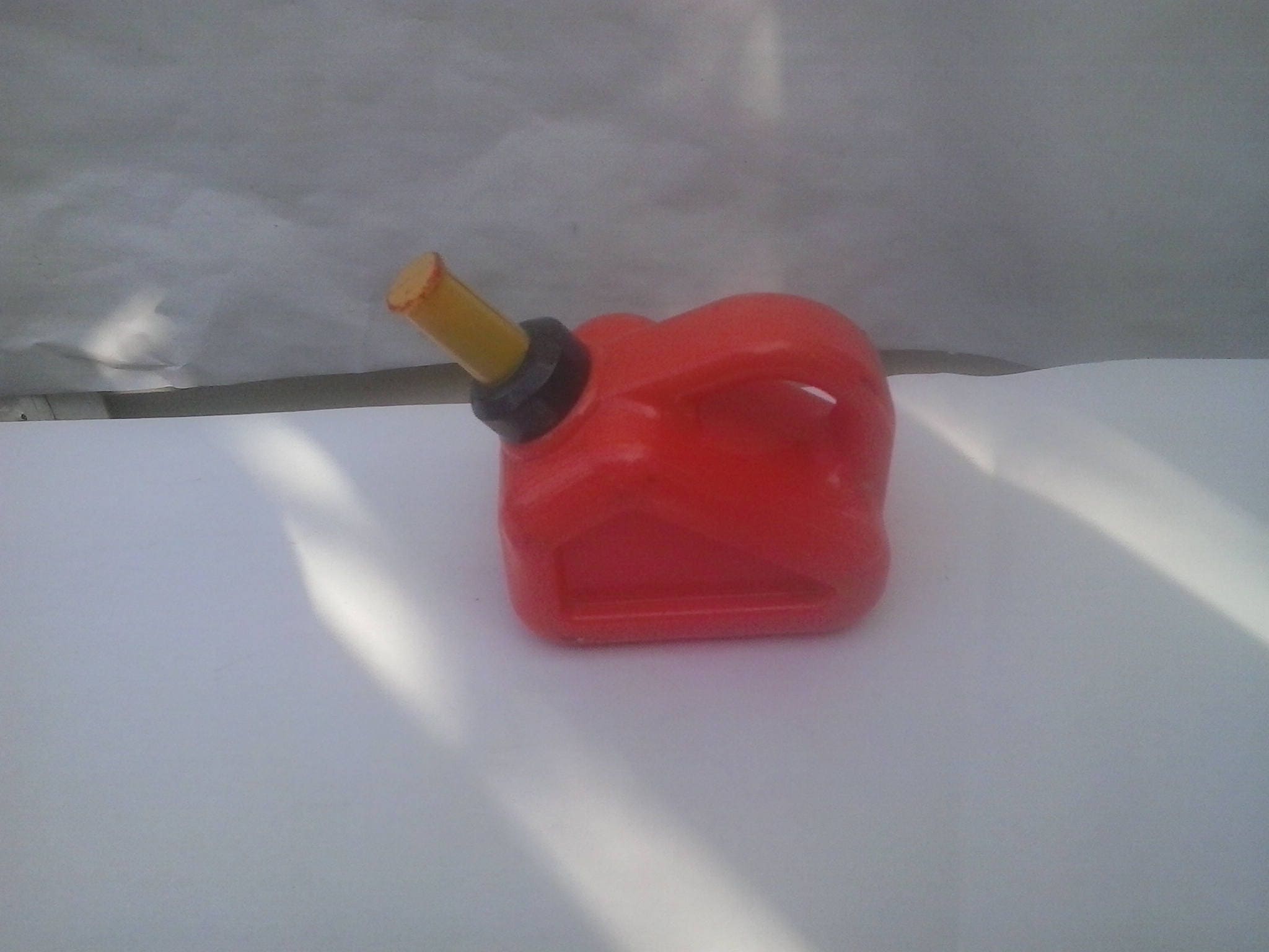 little tikes gas can