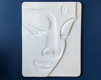 Minimalist 3D Buddha Wall Art - Handmade White Plaster Sculpture for Home Decor and Zen Ambiance, Bas-relief