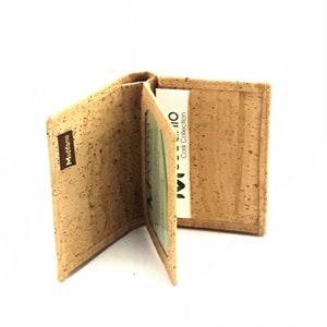 Tarjetero plegable de corcho ecológico / Cartera de cuero vegano con ranura para identificación / Diseño minimalista delgado / Regalo para él o para ella