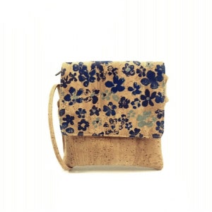 Eco-Friendly Floral Cork Crossbody Bag with Adjustable Strap, Vegan Leather Purse for Women, Sustainable Fashion Gift for Her