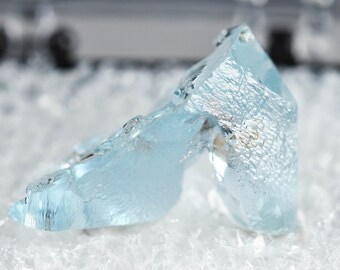 HIGH HEEL Aquamarine(Brazil) natural crystal with one of a kind shape, Padre Paraíso mine