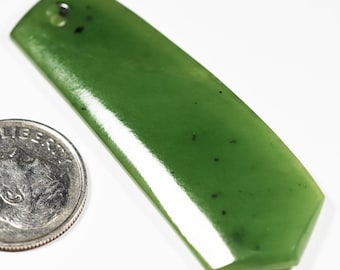 BC Jade var Nephrite pendant, one of a kind, top grade material from Canada