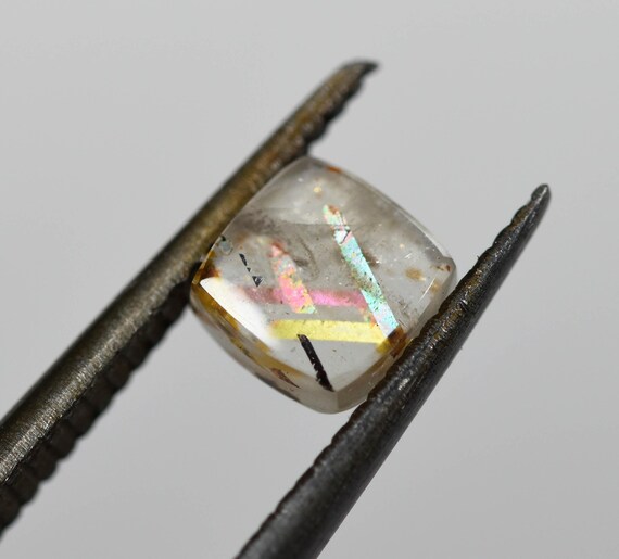 Rainbow Lattice Sunstone cabochon, high grade material from Australia