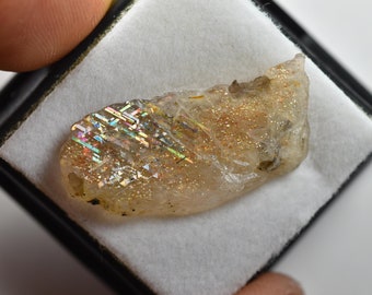 Ejemplar pulido de piedra solar Rainbow Lattice, parcialmente pulido, material raro de Australia