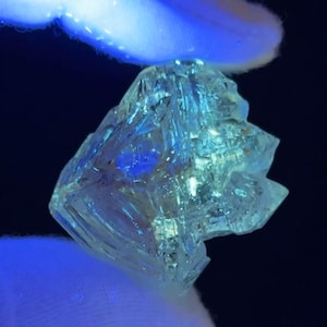 HUGE Petroleum in Quartz crystal from Pakistan