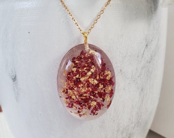 Real Flower Oval Necklace, Resin Flower Jewelry, Oval Pendant, Pendant Necklace, Flower Jewelry, Resin Jewelry