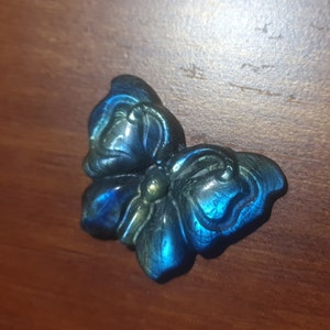Labradorite butterfly, butterfly, crystal carvings, crystal animals, gemstones