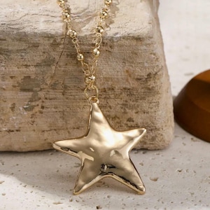 Large Gold Star Pendant Necklace: Vintage Boho Jewelry