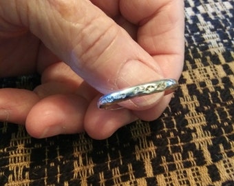 Anillo estilo alianza de boda hecho a mano en plata de ley tamaño 11 1/2
