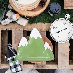 Mountain Shaped Paper Plates: Happy Camper Party, 8 ct
