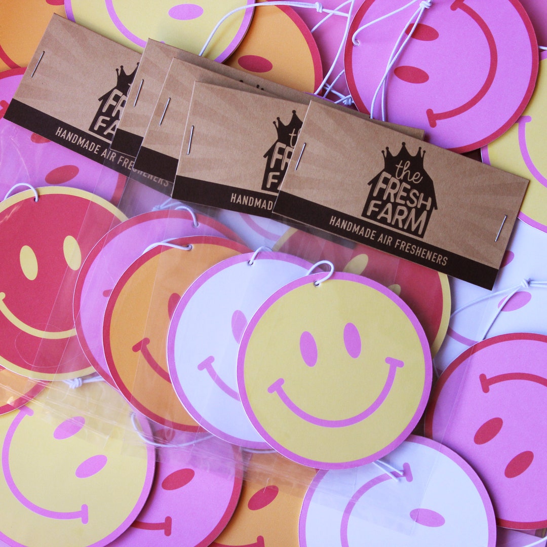 Smiley Face Car Air Freshener, Rear View Mirror Hanging Car Decor, Cute