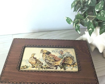 Boîte avec couvercle vintage | J&J Cash Ltd Tapisserie en bois avec oiseaux en soie | Tapisserie tissée