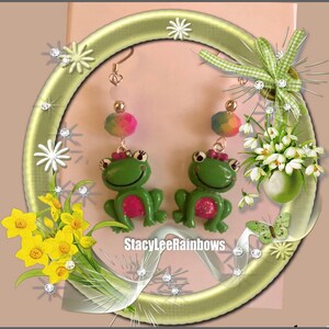 Frog Dangle/Drop Earrings, Cute Frog Earrings, Fun Novelty Gift, Summer Earrings/ Jewelry, Womens Earrings, Jewelry Resin Earrings