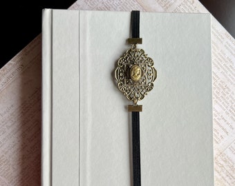 Cameo Bookmark, Book Band, Book Thong, Elastic Bookmark, Birthday Gift for Daughter, Valentine Gift for Girlfriend, Handmade Gift for Mom