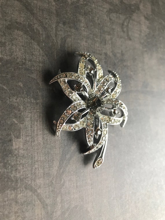 Sarah Coventry Flower Brooch, Antique Silver Broo… - image 2