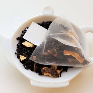 Christmas Spice Tea in Pyramid Sachets (2 Tins)