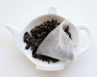 Peach Oolong Tea in Pyramid Sachets