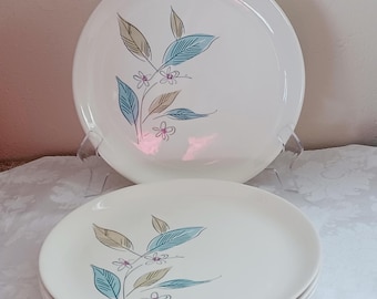 Salem Biscayne pattern dinner plates