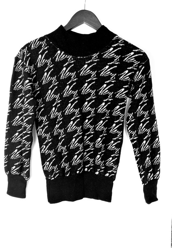 Vintage Ladies Black Sweatshirt, 90's Grunge Old … - image 1